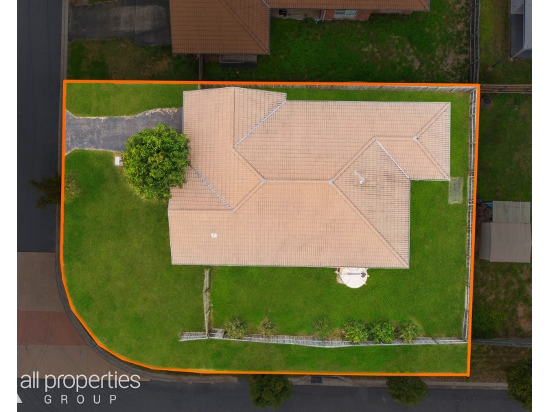 10 Zanow Street, North Booval QLD 4304