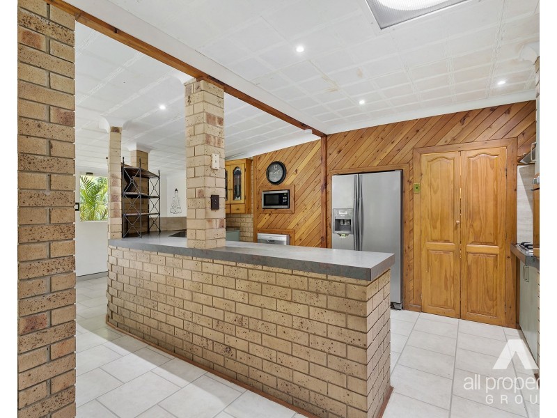 377 Middle Road, Greenbank QLD 4124