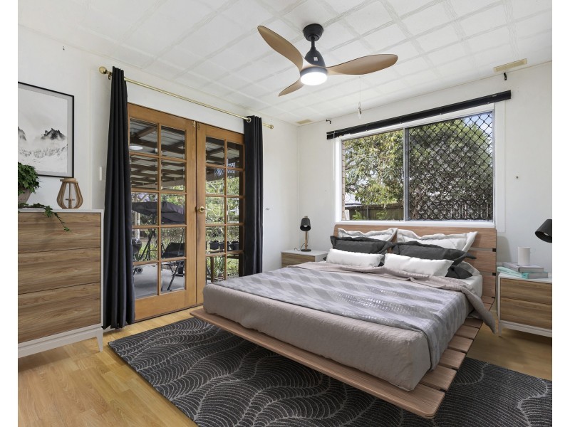 377 Middle Road, Greenbank QLD 4124