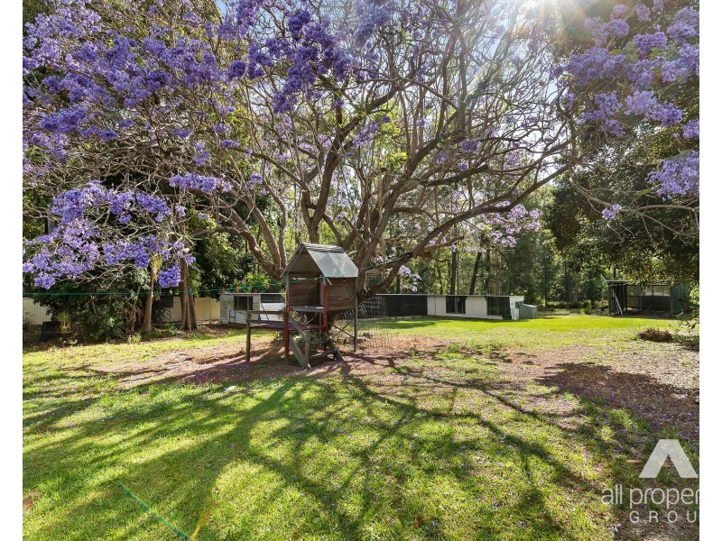 377 Middle Road, Greenbank QLD 4124