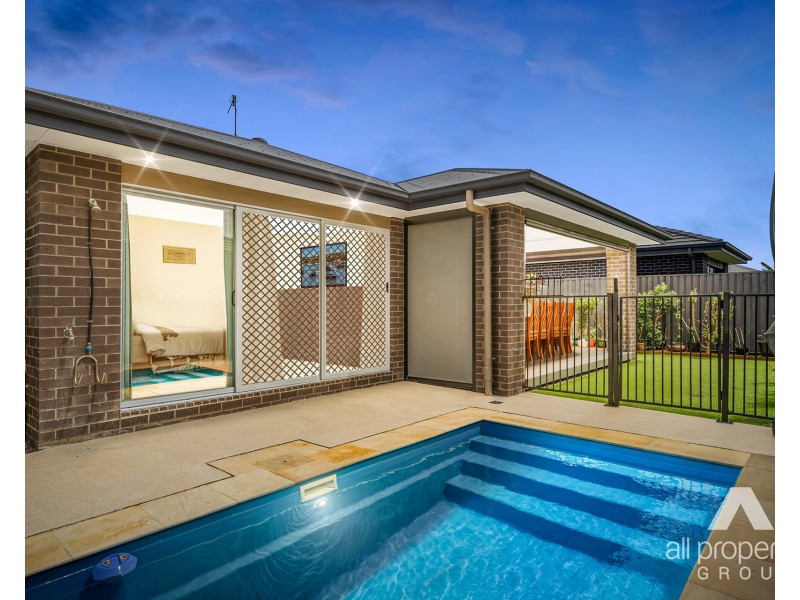 431 Gainsborough Drive, Pimpama QLD 4209