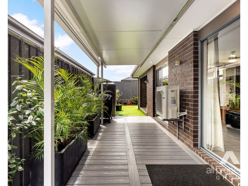 431 Gainsborough Drive, Pimpama QLD 4209