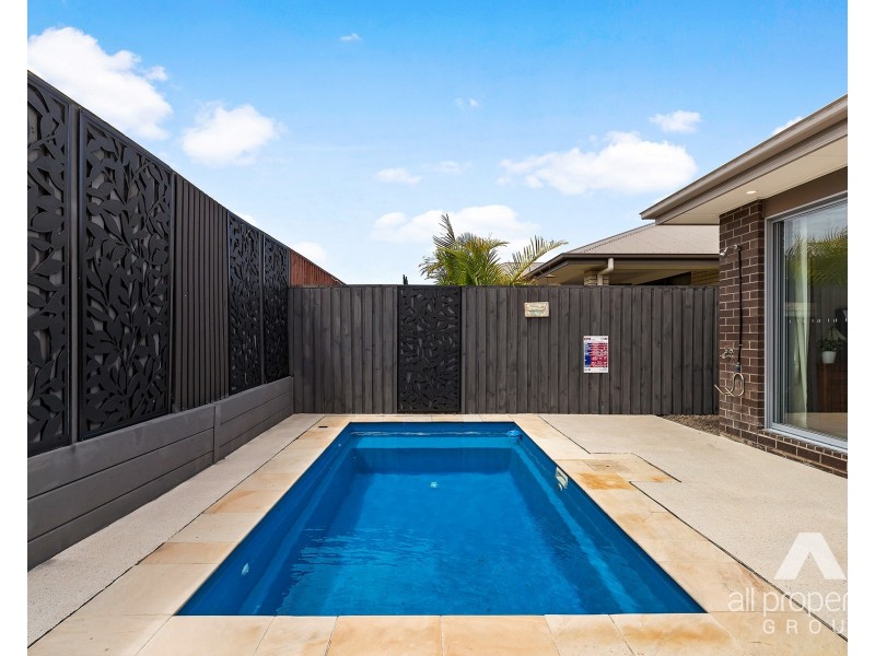 431 Gainsborough Drive, Pimpama QLD 4209