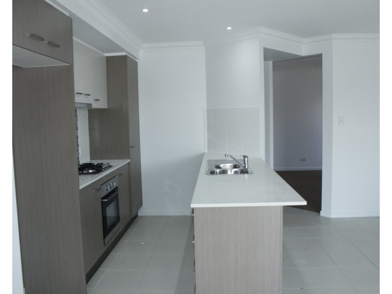 4 Skyblue Circuit, Yarrabilba QLD 4207