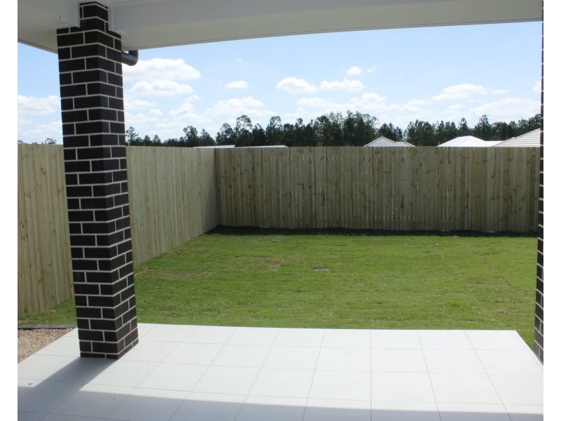 4 Skyblue Circuit, Yarrabilba QLD 4207