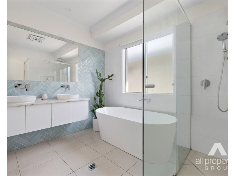 4 Southwood Circuit, Yarrabilba QLD 4207