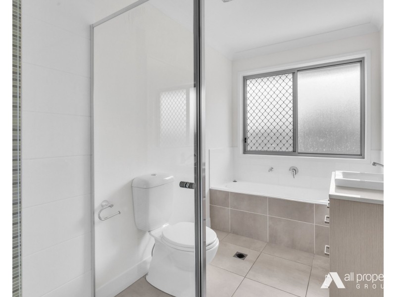 40 Mount Edwards Street, Park Ridge QLD 4125