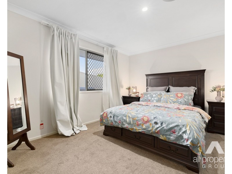 6 Longstaff Crescent, Pimpama QLD 4209