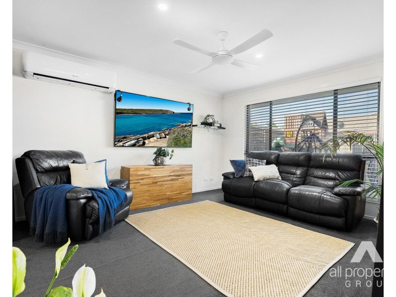 14 Marigold Avenue, Regents Park QLD 4118