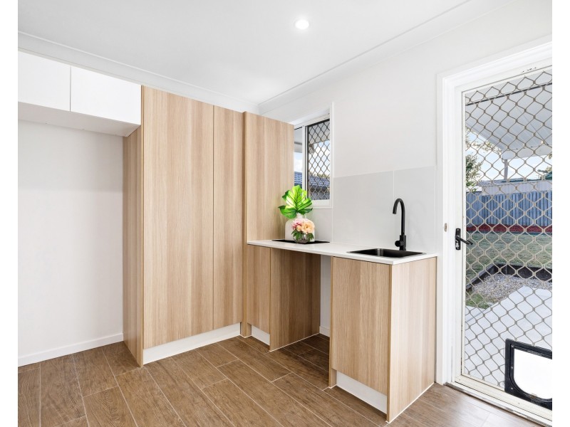 27 Redgum Drive, Regents Park QLD 4118
