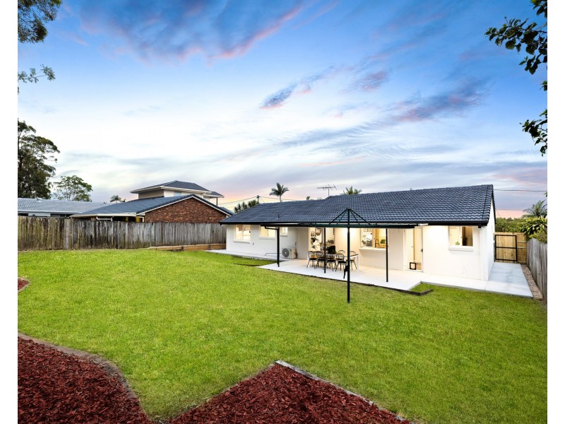 27 Redgum Drive, Regents Park QLD 4118