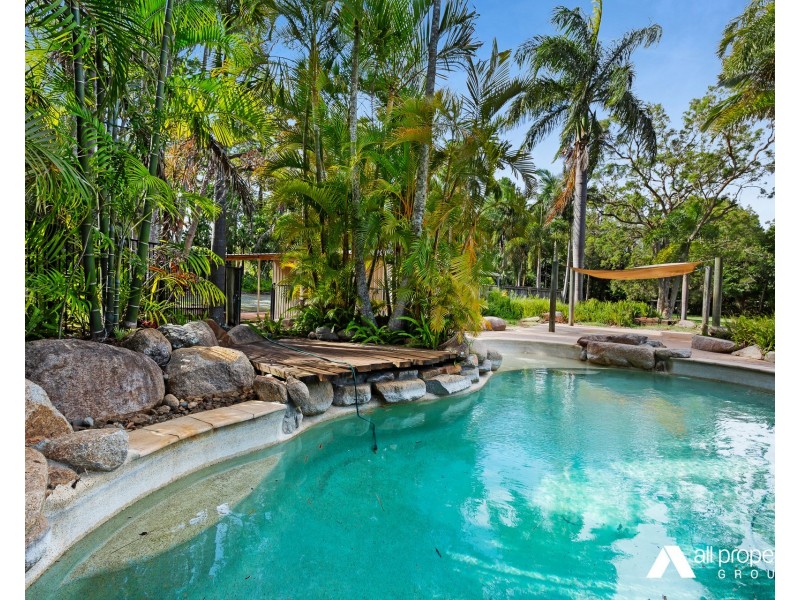77 Talinga Drive, Park Ridge QLD 4125