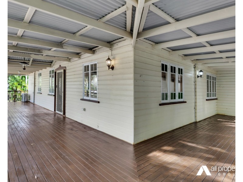 77 Talinga Drive, Park Ridge QLD 4125