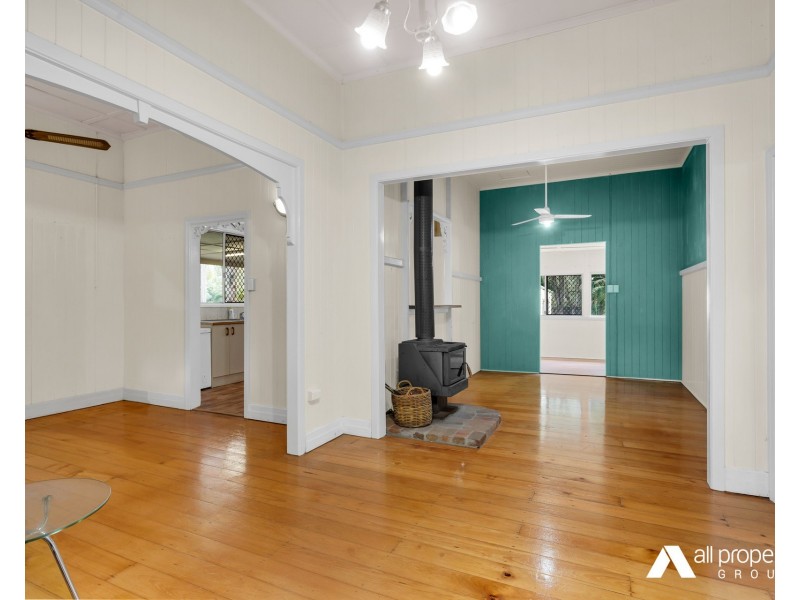 77 Talinga Drive, Park Ridge QLD 4125