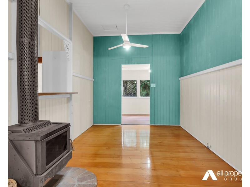 77 Talinga Drive, Park Ridge QLD 4125