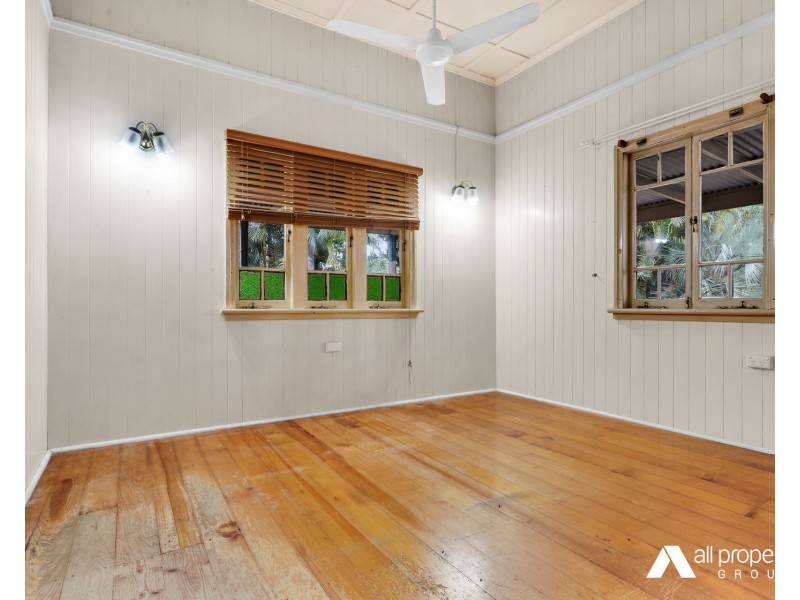 77 Talinga Drive, Park Ridge QLD 4125