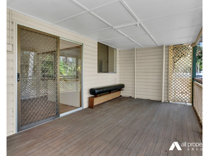 77 Talinga Drive, Park Ridge QLD 4125
