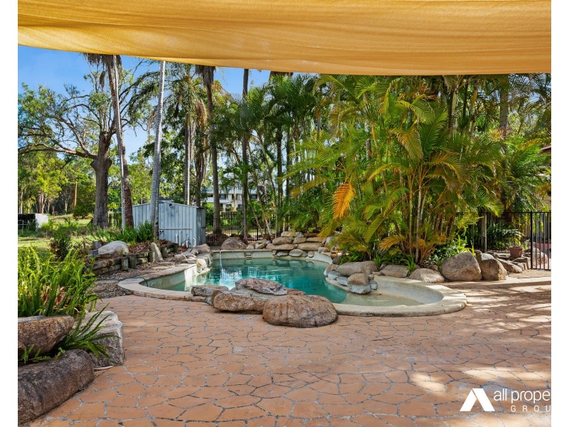 77 Talinga Drive, Park Ridge QLD 4125