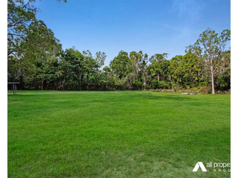 77 Talinga Drive, Park Ridge QLD 4125