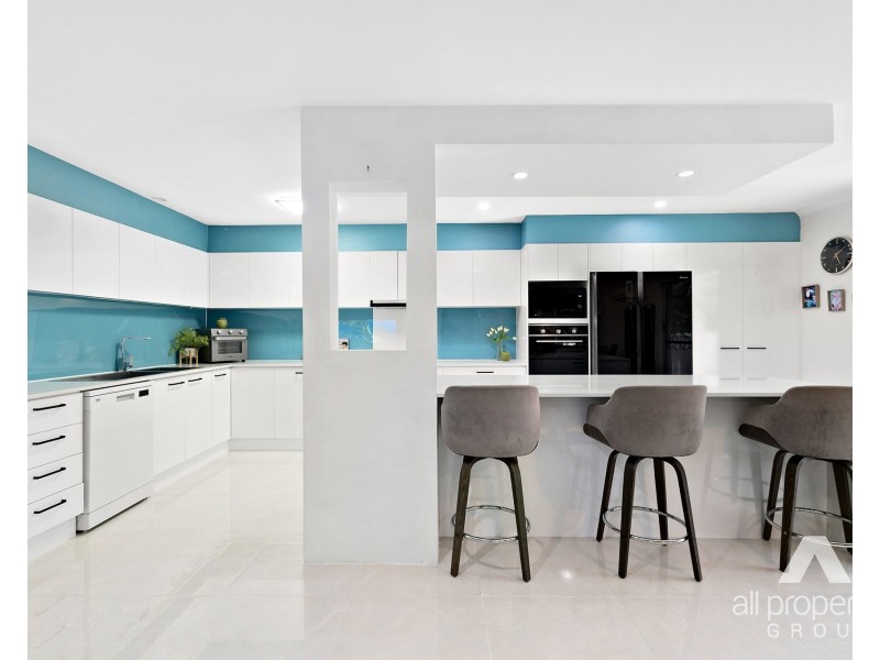 134 Middle Road, Boronia Heights QLD 4124