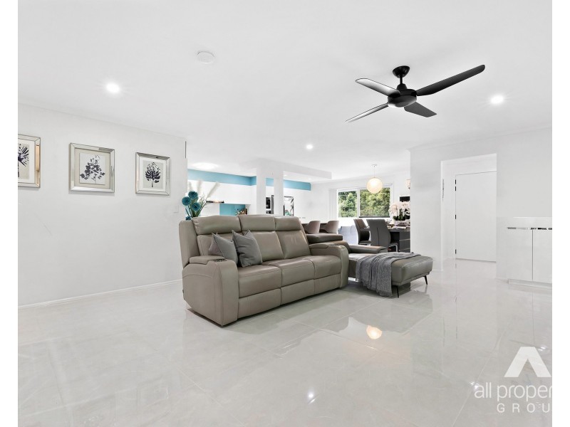 134 Middle Road, Boronia Heights QLD 4124