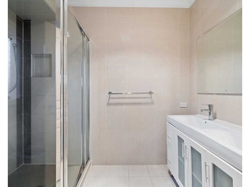 30 Maryland Drive, Regents Park QLD 4118