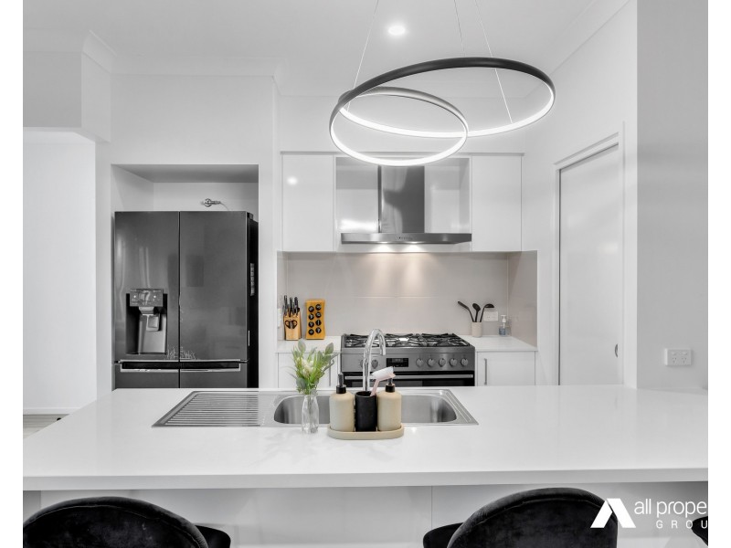 12 Notlob Court, Greenbank QLD 4124