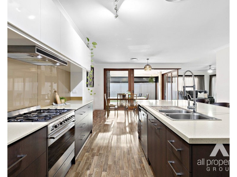 24 Summerview Avenue, Yarrabilba QLD 4207