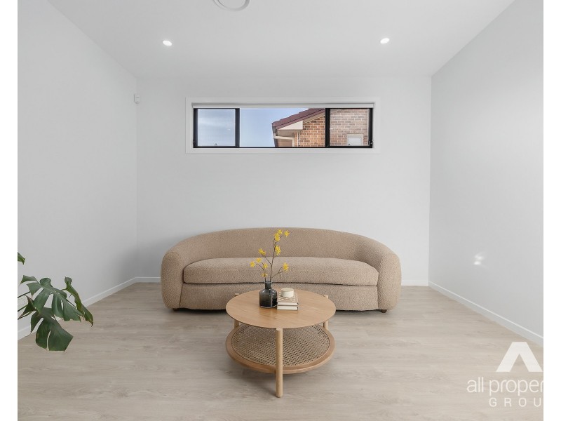 13 Cressbrook Street, Eight Mile Plains QLD 4113