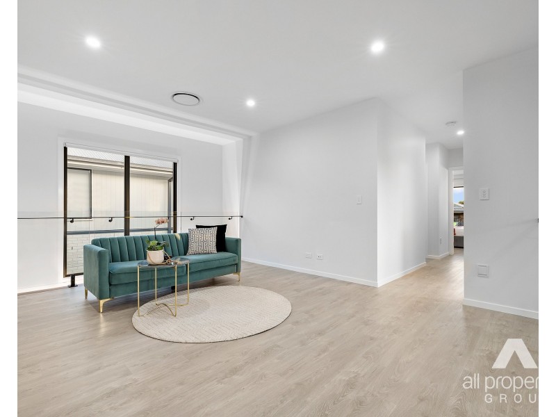 13 Cressbrook Street, Eight Mile Plains QLD 4113