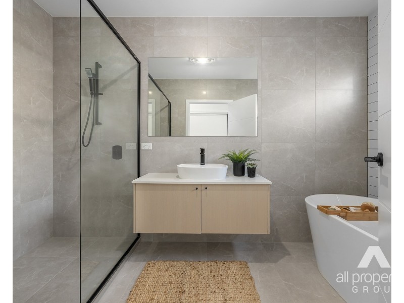 13 Cressbrook Street, Eight Mile Plains QLD 4113