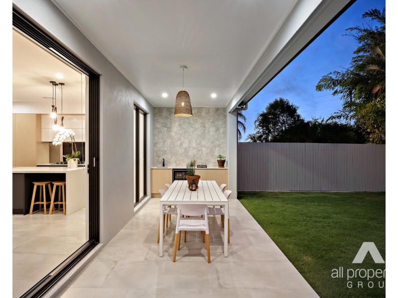 13 Cressbrook Street, Eight Mile Plains QLD 4113