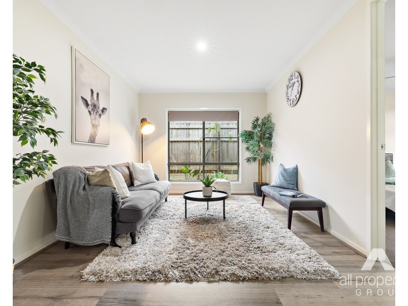 39 Greenstone Street, Yarrabilba QLD 4207