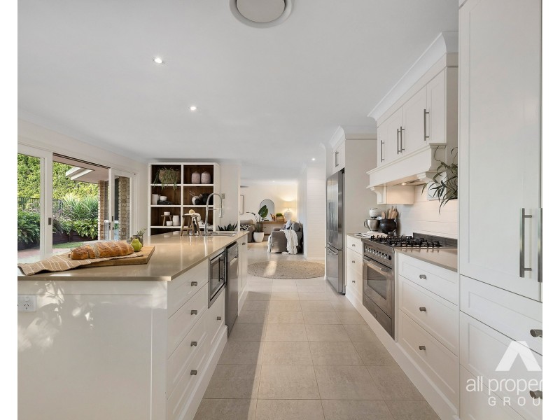159-161 Merluna Road, Park Ridge South QLD 4125
