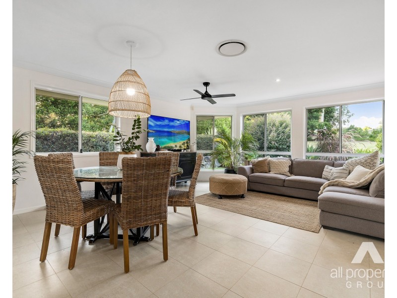 159-161 Merluna Road, Park Ridge South QLD 4125