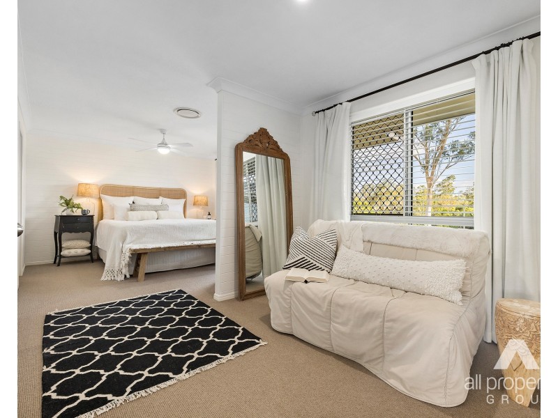 159-161 Merluna Road, Park Ridge South QLD 4125