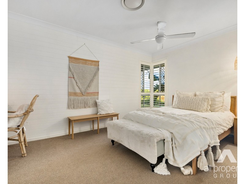 159-161 Merluna Road, Park Ridge South QLD 4125