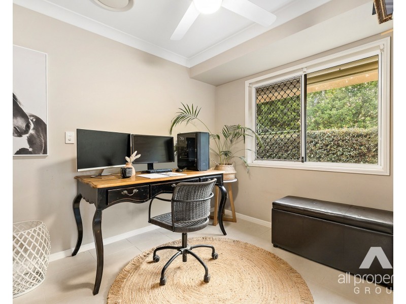 159-161 Merluna Road, Park Ridge South QLD 4125