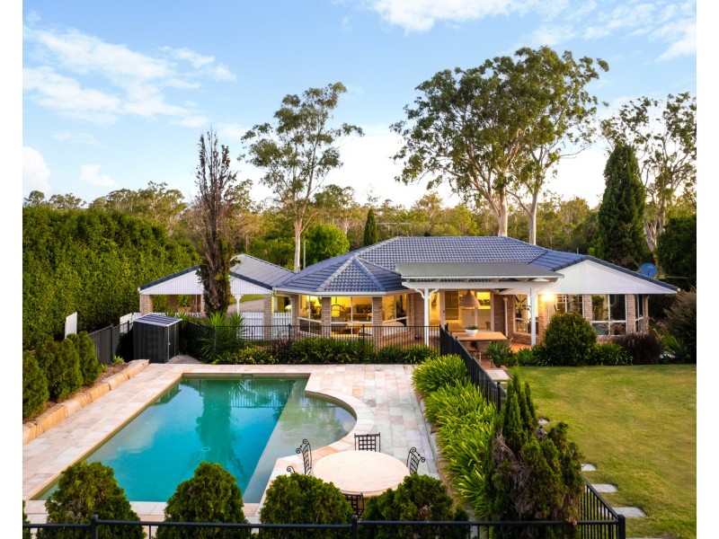 159-161 Merluna Road, Park Ridge South QLD 4125