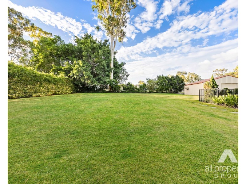 159-161 Merluna Road, Park Ridge South QLD 4125
