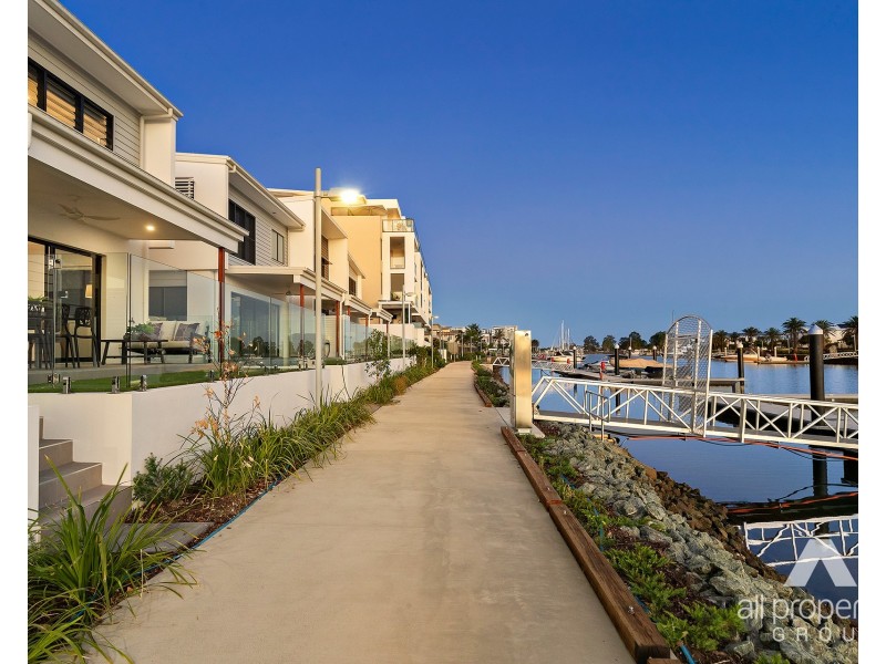 20/35 Sickle Avenue, Hope Island QLD 4212