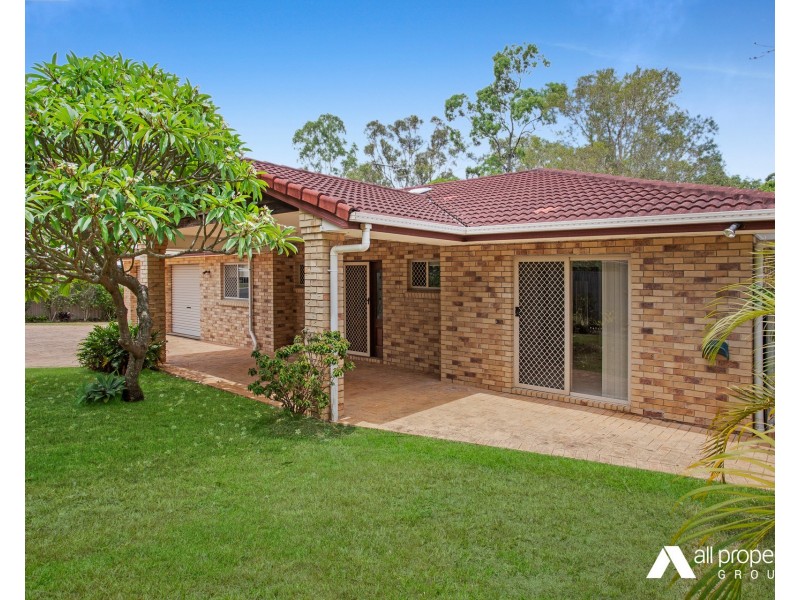 9 Calluna Court, Regents Park QLD 4118