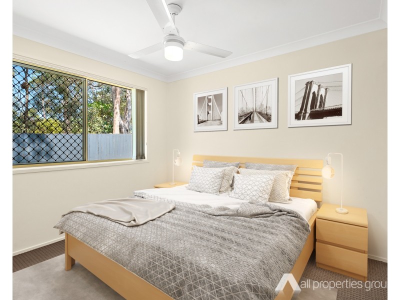 15 Lorikeet Way, Crestmead QLD 4132