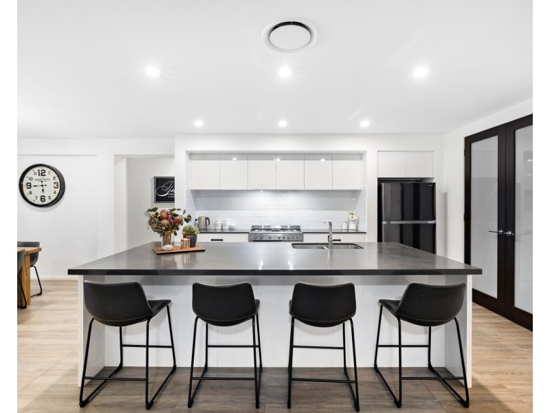 31-37 Flagtail Circuit, New Beith QLD 4124