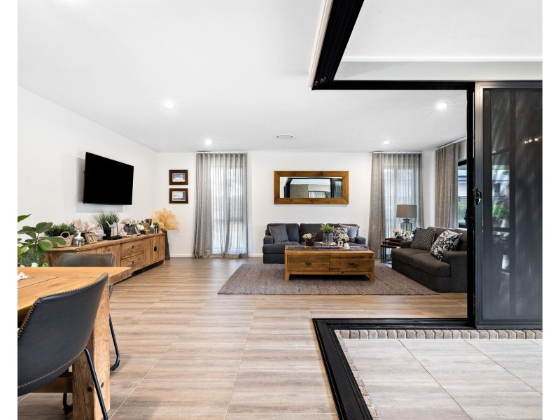 31-37 Flagtail Circuit, New Beith QLD 4124