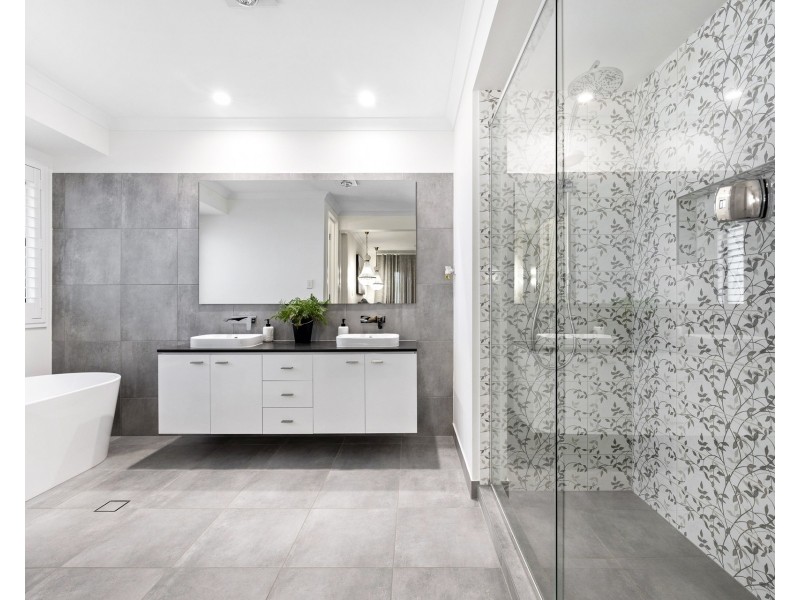 31-37 Flagtail Circuit, New Beith QLD 4124