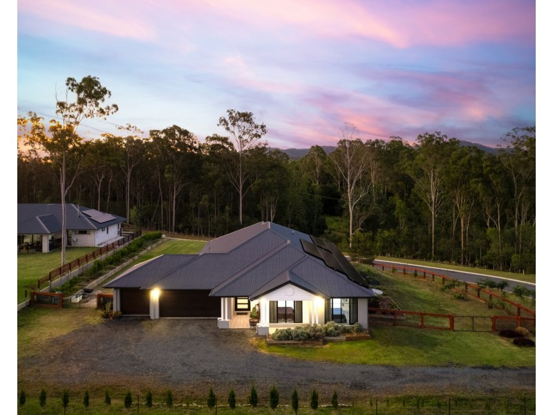 31-37 Flagtail Circuit, New Beith QLD 4124