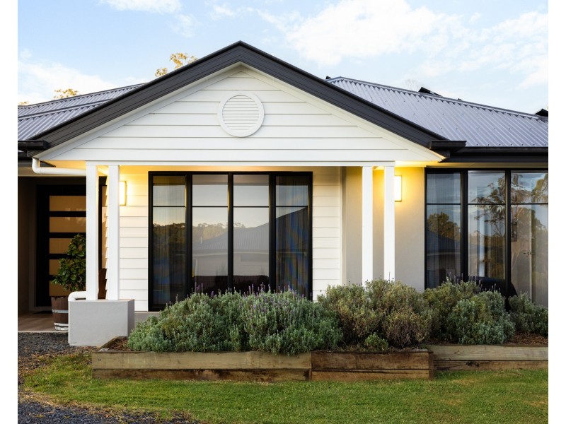 31-37 Flagtail Circuit, New Beith QLD 4124