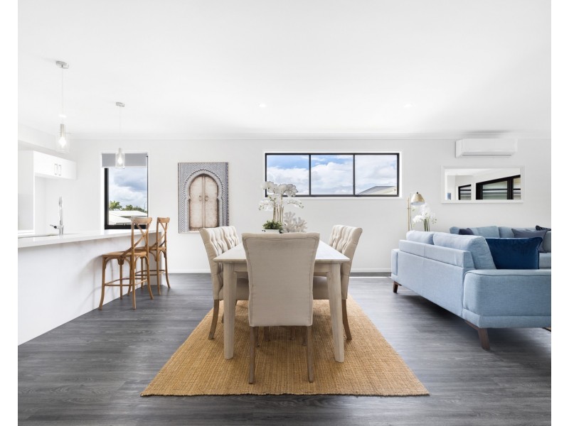 117 Esplanade, Redland Bay QLD 4165