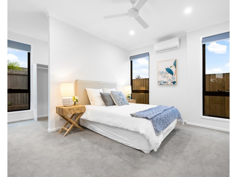 117 Esplanade, Redland Bay QLD 4165